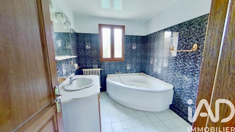 Maison - 145 m² - 6 pièces