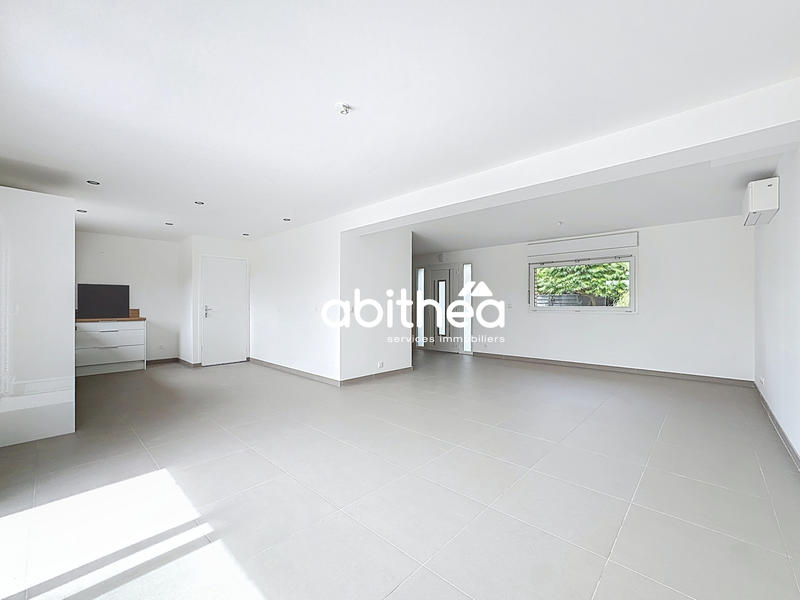 Maison - 108 m² - 5 pièces