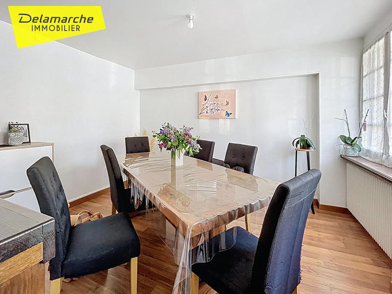 Maison - 102 m² - 5 pièces