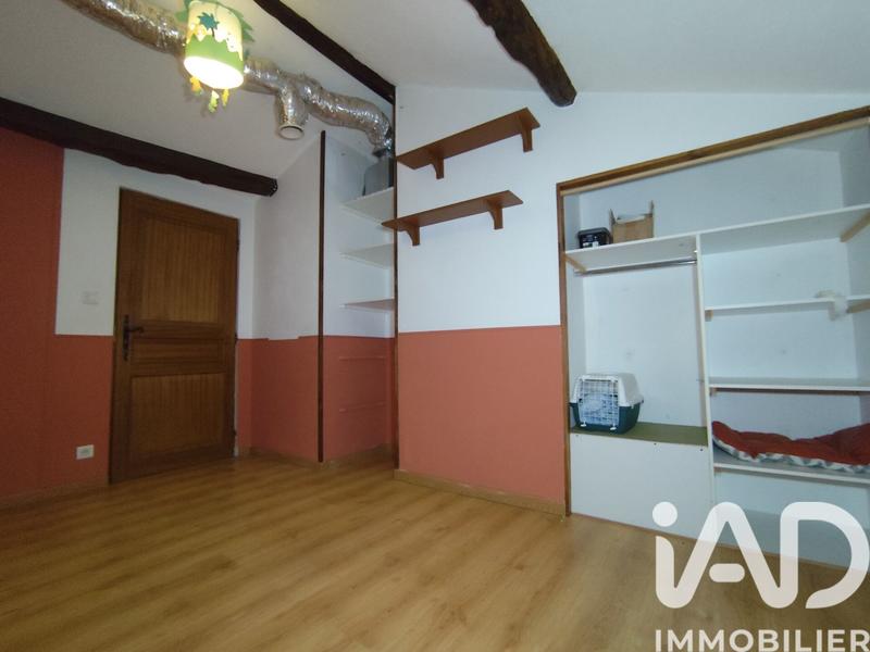 Maison - 207 m² - 9 pièces