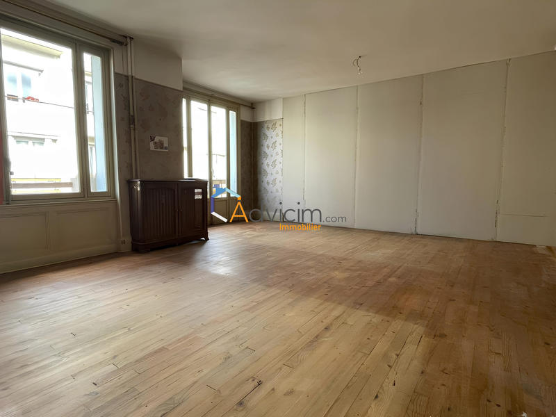 Appartement - 75 m² - 3 pièces