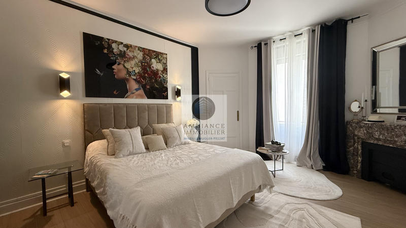 Appartement - 79 m² - 5 pièces