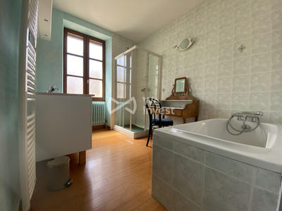 Maison - 105 m² - 4 pièces