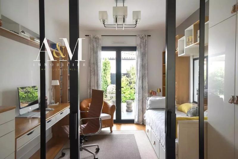 Maison - 140 m² - 5 pièces