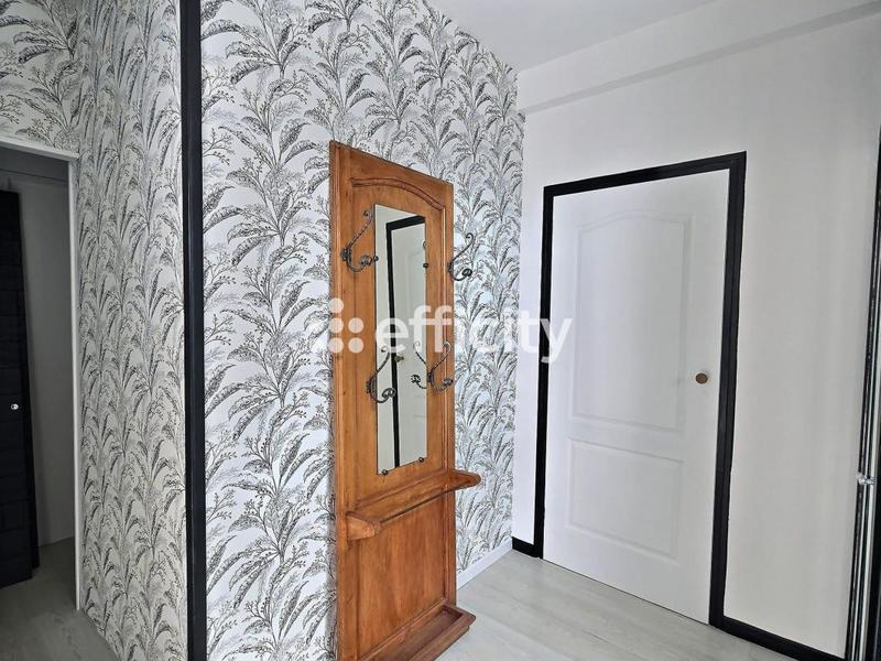 Appartement - 94 m² - 5 pièces