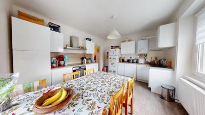 Maison - 189 m² - 8 pièces