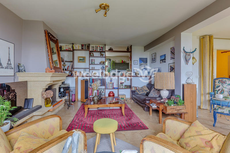 Maison - 138 m² - 5 pièces