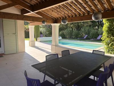 Maison - 174 m² - 5 pièces