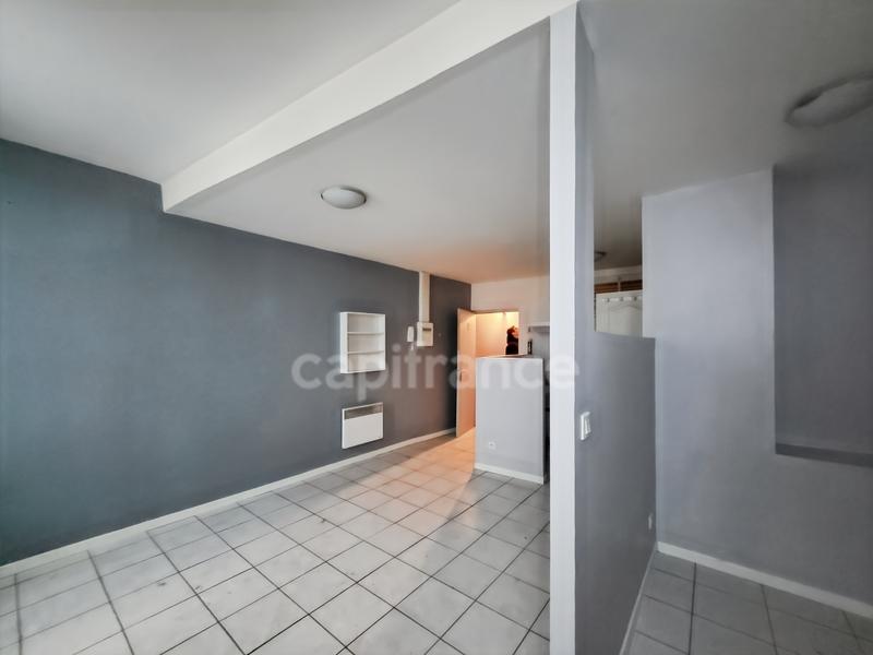 Immeuble - 140 m² - 10 pièces