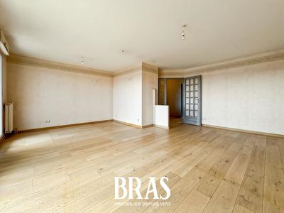 Appartement - 75 m² - 4 pièces