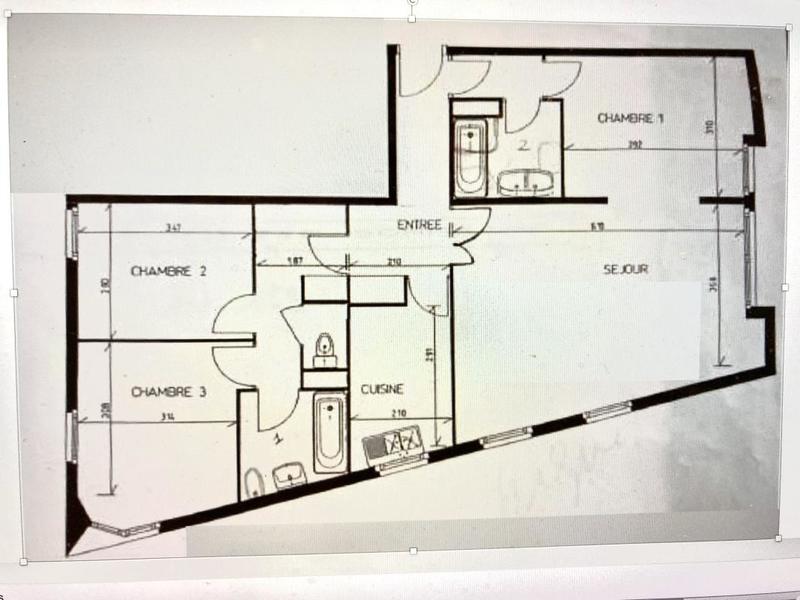 Appartement - 92 m² - 4 pièces
