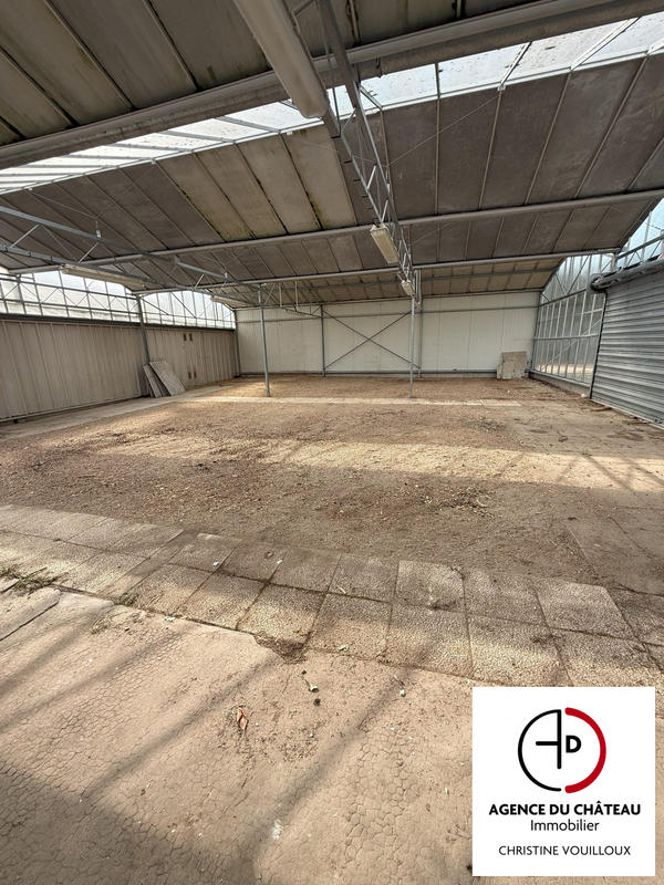 Local commercial - 825 m² - 6 pièces