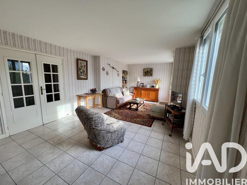 Appartement - 99 m² - 5 pièces