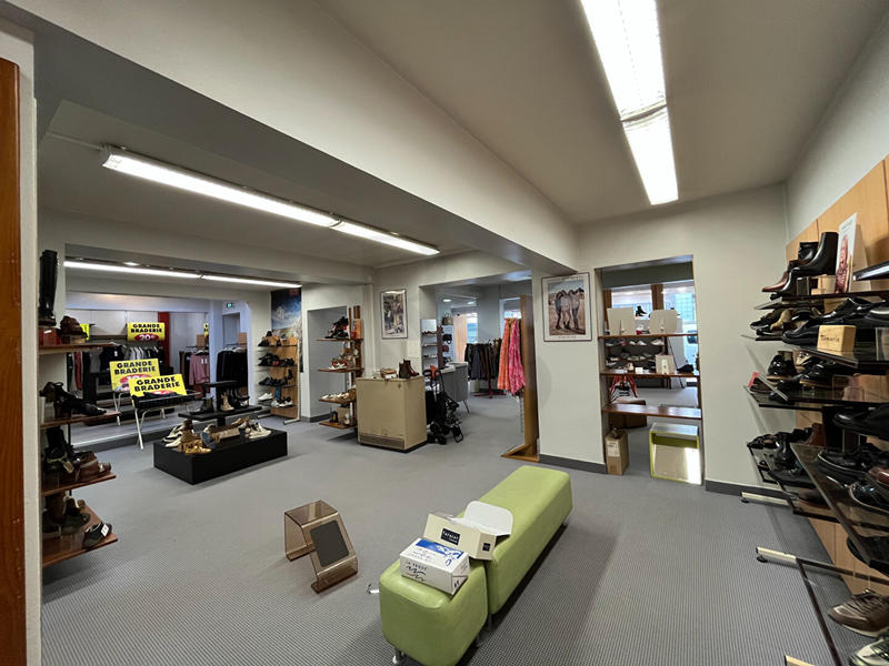 Local commercial - 276 m²