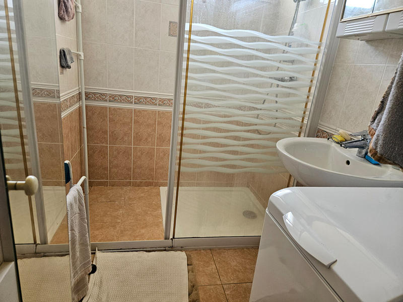 Maison - 94 m² - 6 pièces