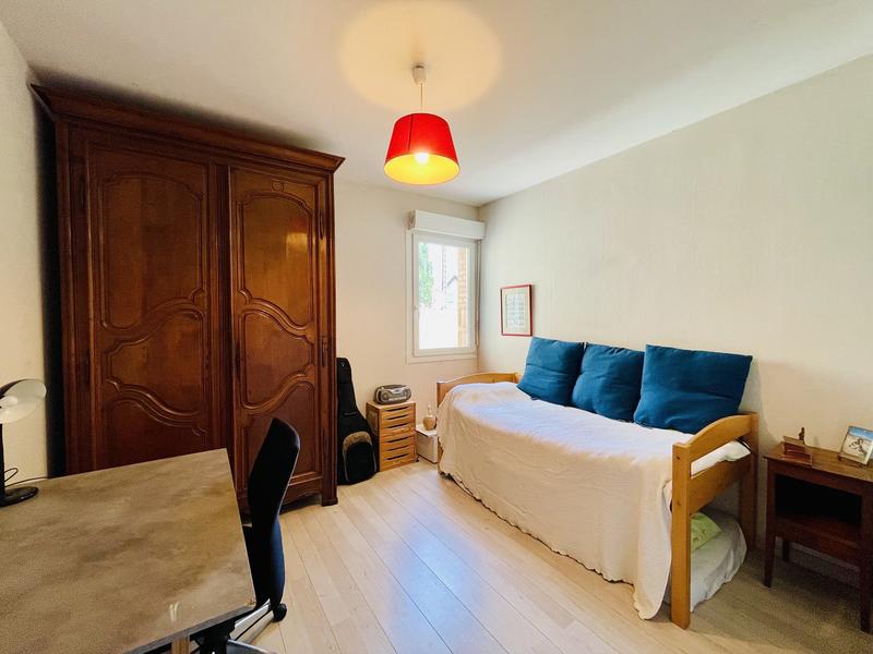 Maison - 189 m² - 8 pièces