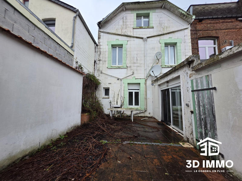 Maison - 220 m² - 9 pièces