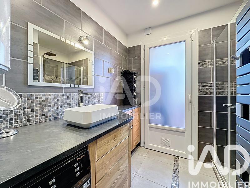 Appartement - 85 m² - 4 pièces