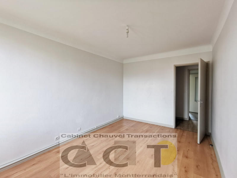 Appartement - 102 m² - 5 pièces