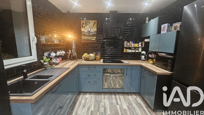 Maison - 86 m² - 5 pièces