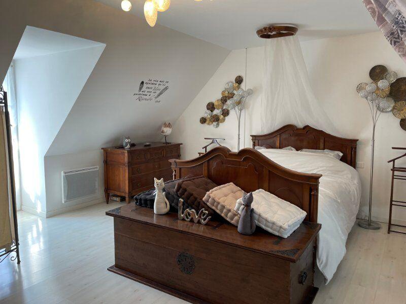 Villa - 300 m² - 10 pièces