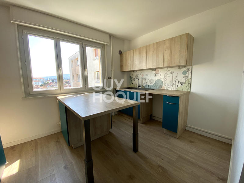 Appartement - 94 m² - 5 pièces