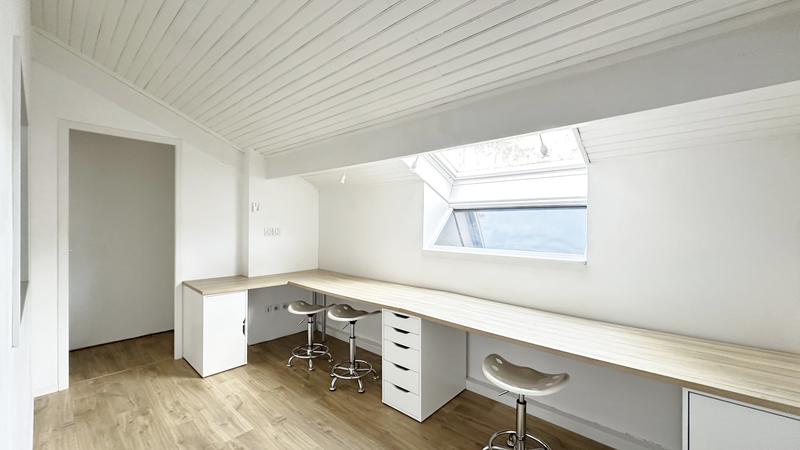 Villa - 222 m² - 10 pièces