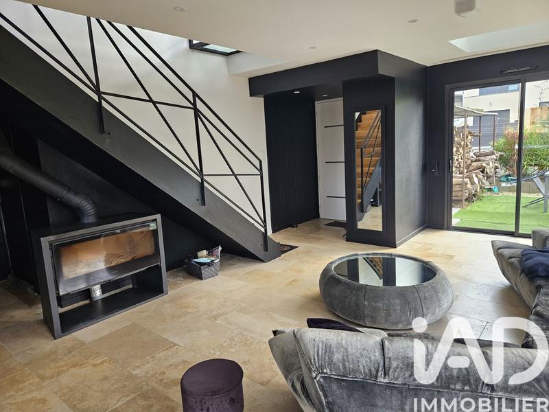 Maison - 175 m² - 7 pièces