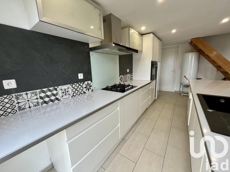 Maison - 96 m² - 4 pièces