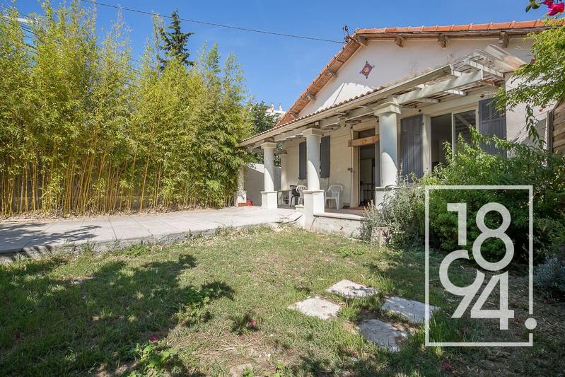 Maison - 209 m² - 3 pièces