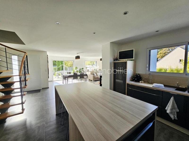 Maison - 162 m² - 6 pièces