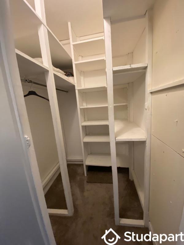 Chambre - 12 m² - 1 pièce