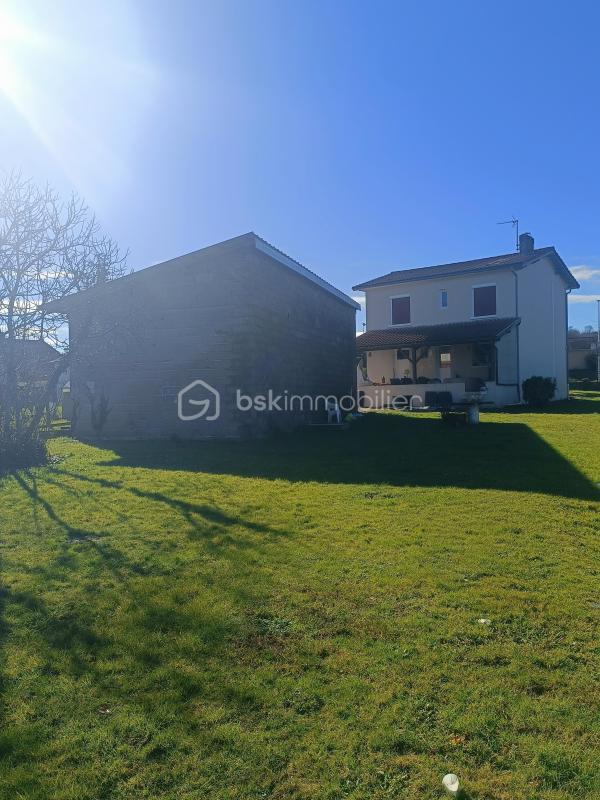 Maison - 102 m² - 6 pièces