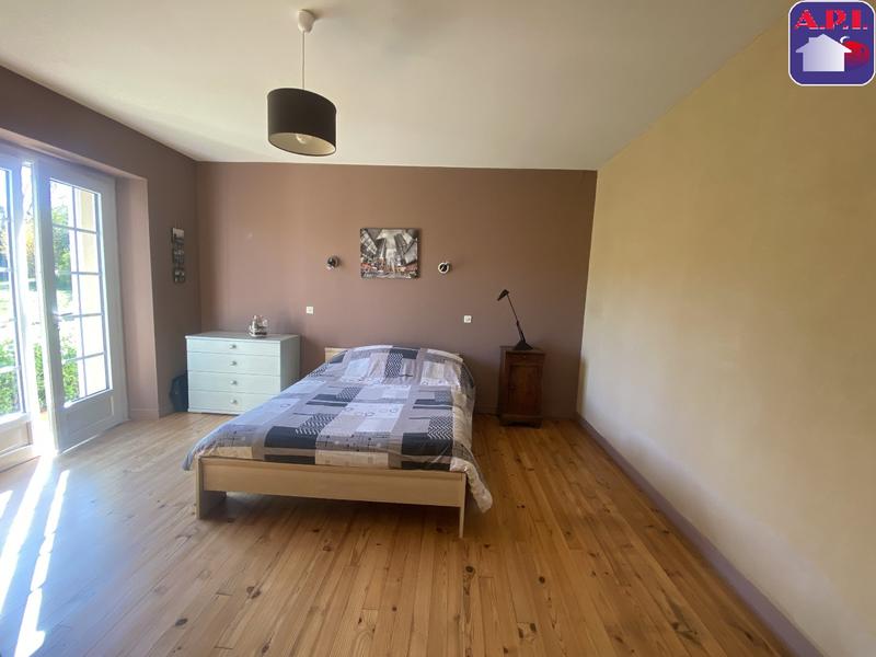 Maison - 183 m² - 6 pièces