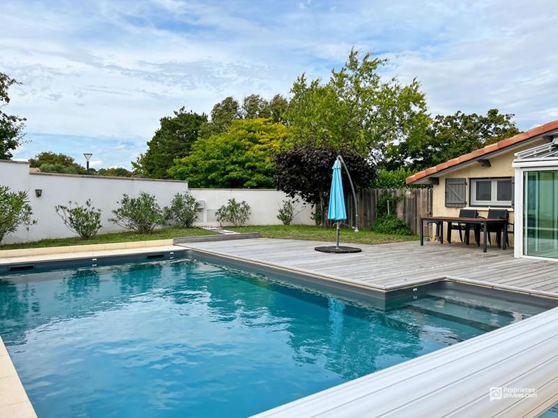 Maison - 135 m² - 6 pièces