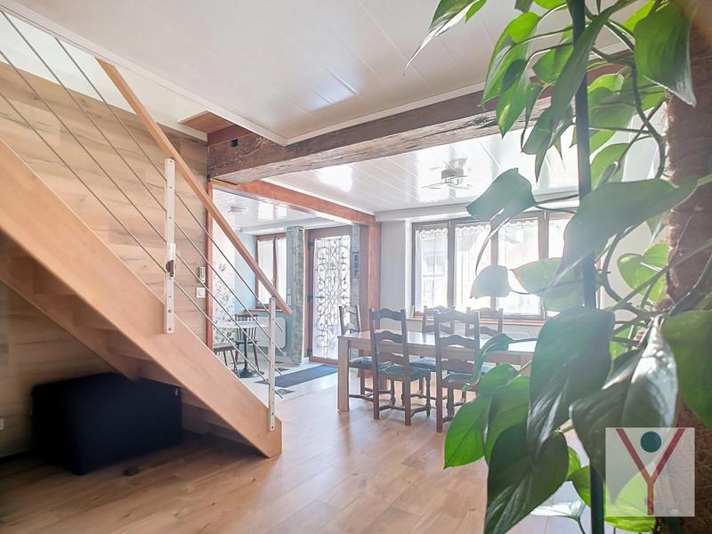 Maison - 103 m² - 4 pièces