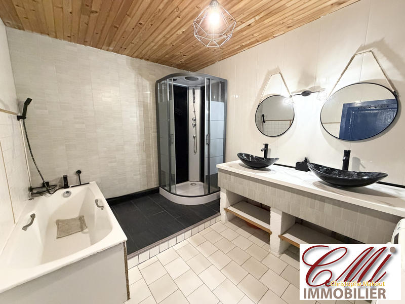 Maison ancienne - 185 m² - 5 pièces