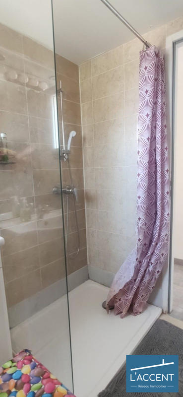 Villa - 262 m² - 10 pièces