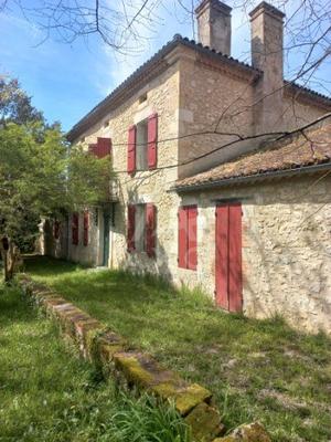 Maison de village - 120 m² - 7 pièces