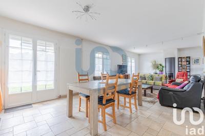 Maison - 172 m² - 9 pièces