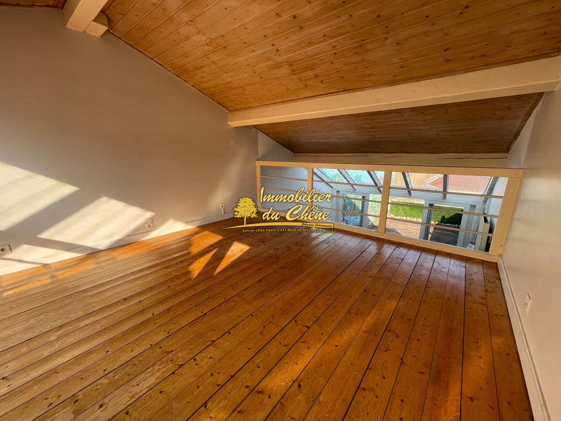 Appartement - 169 m² - 6 pièces