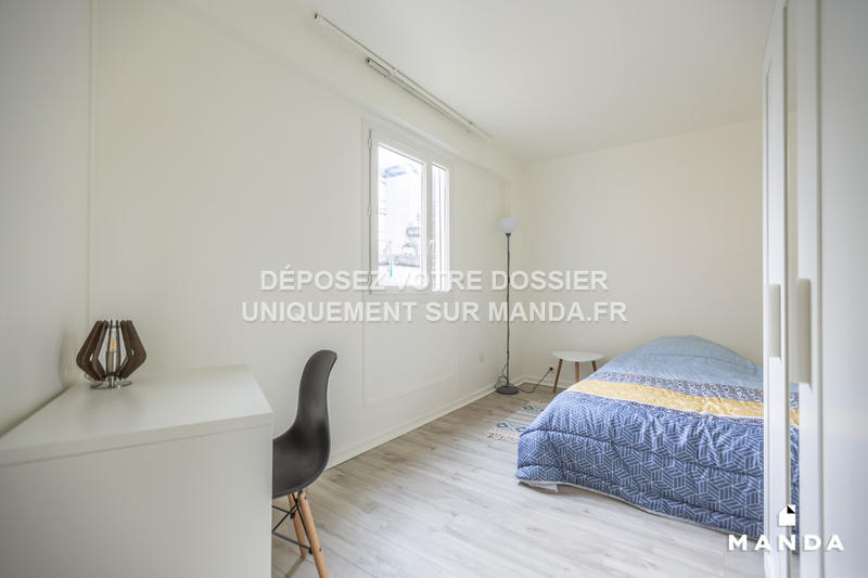 Chambre - 10 m² - 5 pièces
