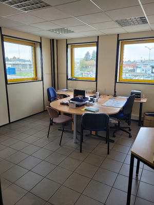 Bureau - 423 m²