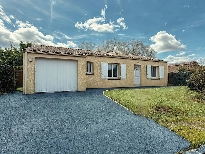 Maison - 90 m² - 4 pièces