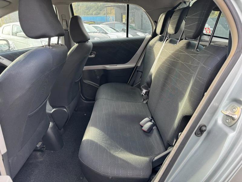 Toyota Yaris 1.3 Vvt-i Sol