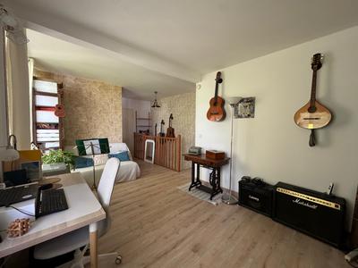 Appartement - 97 m² - 4 pièces