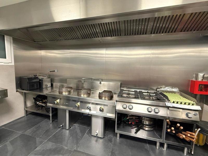 Fonds de commerce - 200 m²