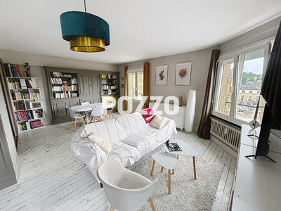 Appartement - 98 m² - 5 pièces