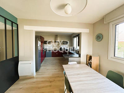 Maison - 138 m² - 8 pièces