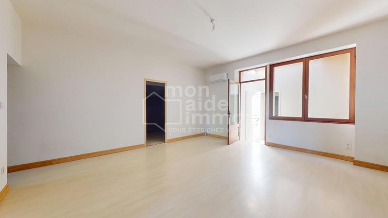 Local commercial - 225 m²